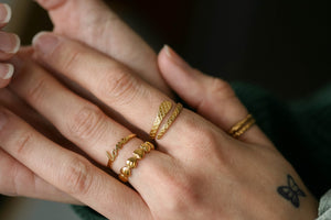 Gold Natrix ring