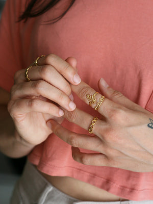 Gold Dubia ring