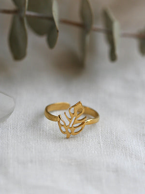 Gold Dubia ring