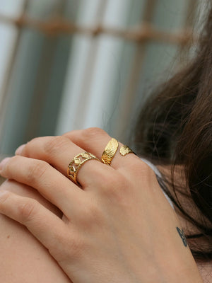 Gold Diamonds ring