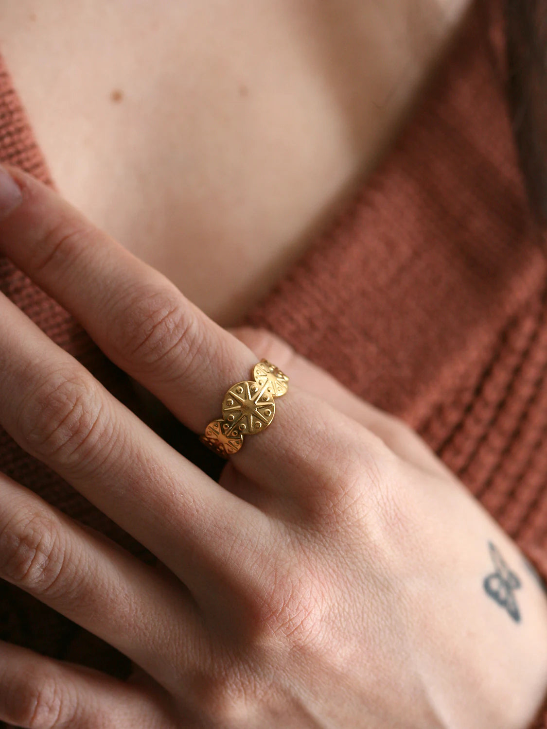 Gold Flora ring